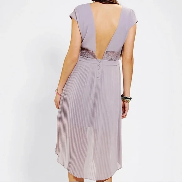 Urban Outfitters Kimchi Blue Lace Dress - Picture 3 of 8